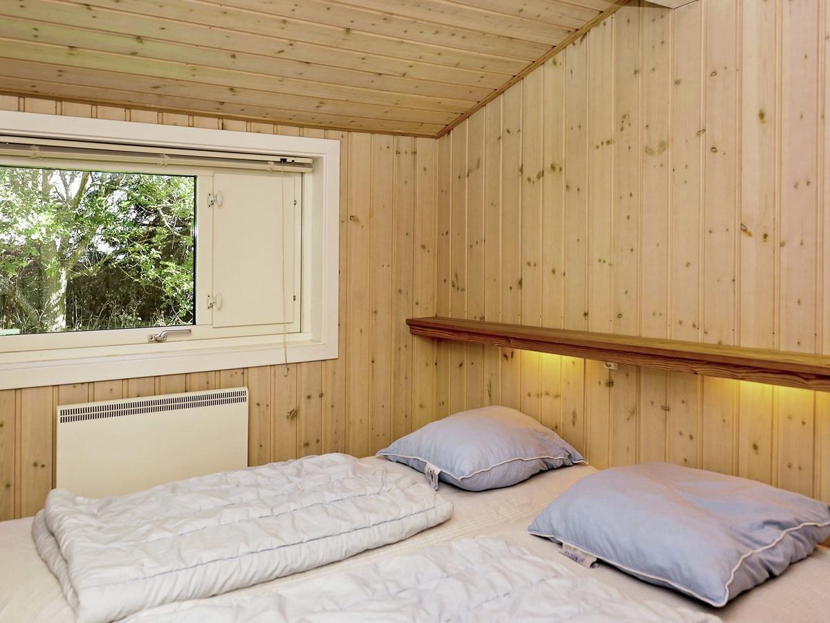 12 Person Holiday Home In Aakirkeby Vester Somarken Екстер'єр фото